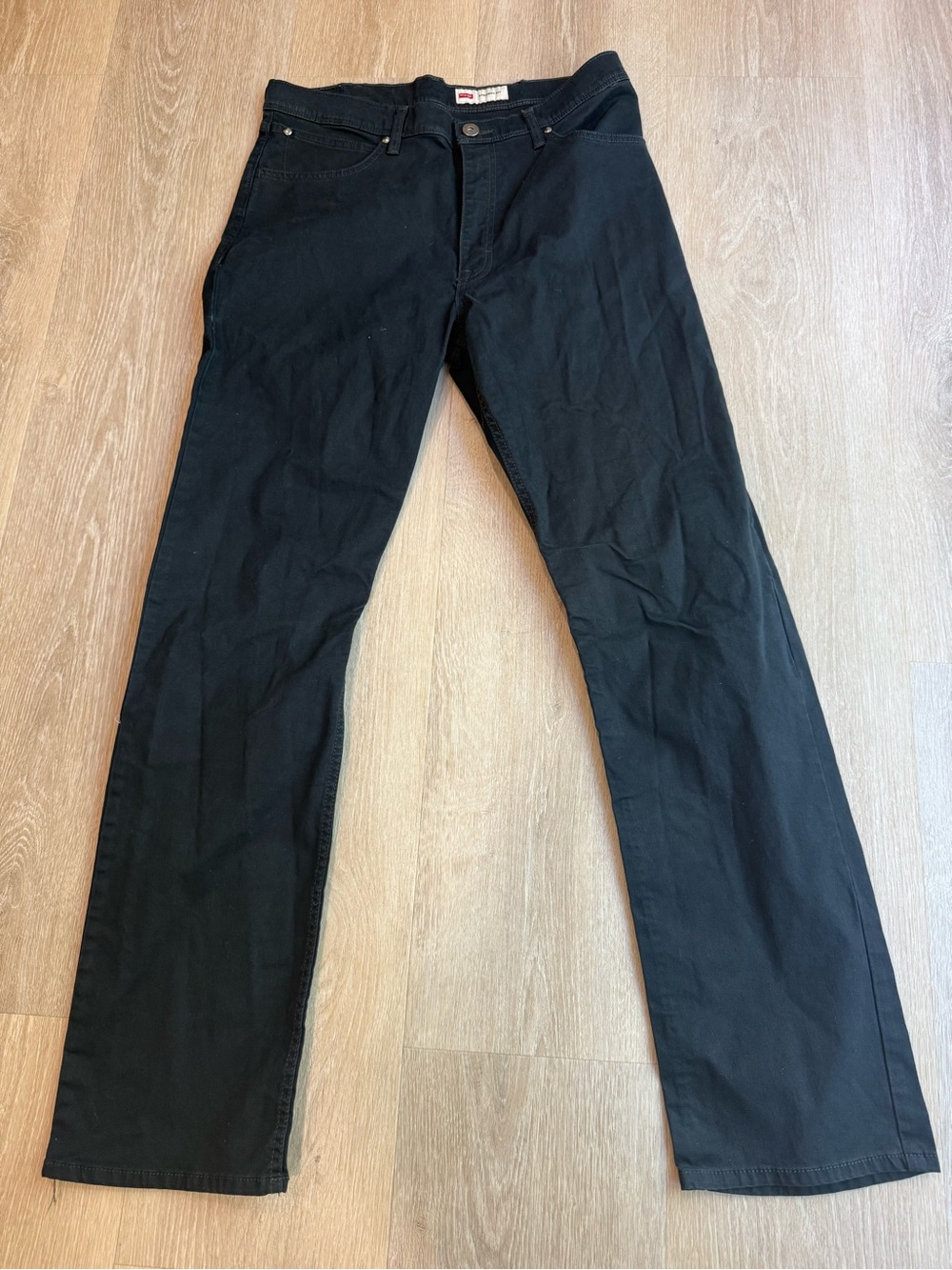 Wrangler Men's Straight-Leg Jeans in Black